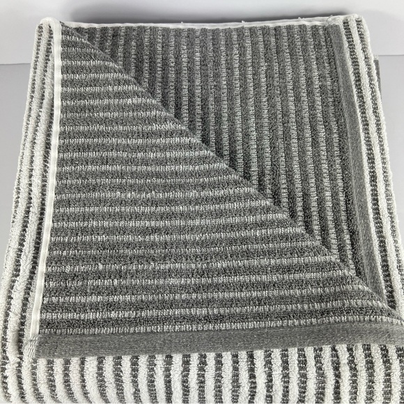 DKNY Bath Towel Set Eco Melange Gray White Striped 2 Pc Soft Cotton NEW - Picture 6 of 7